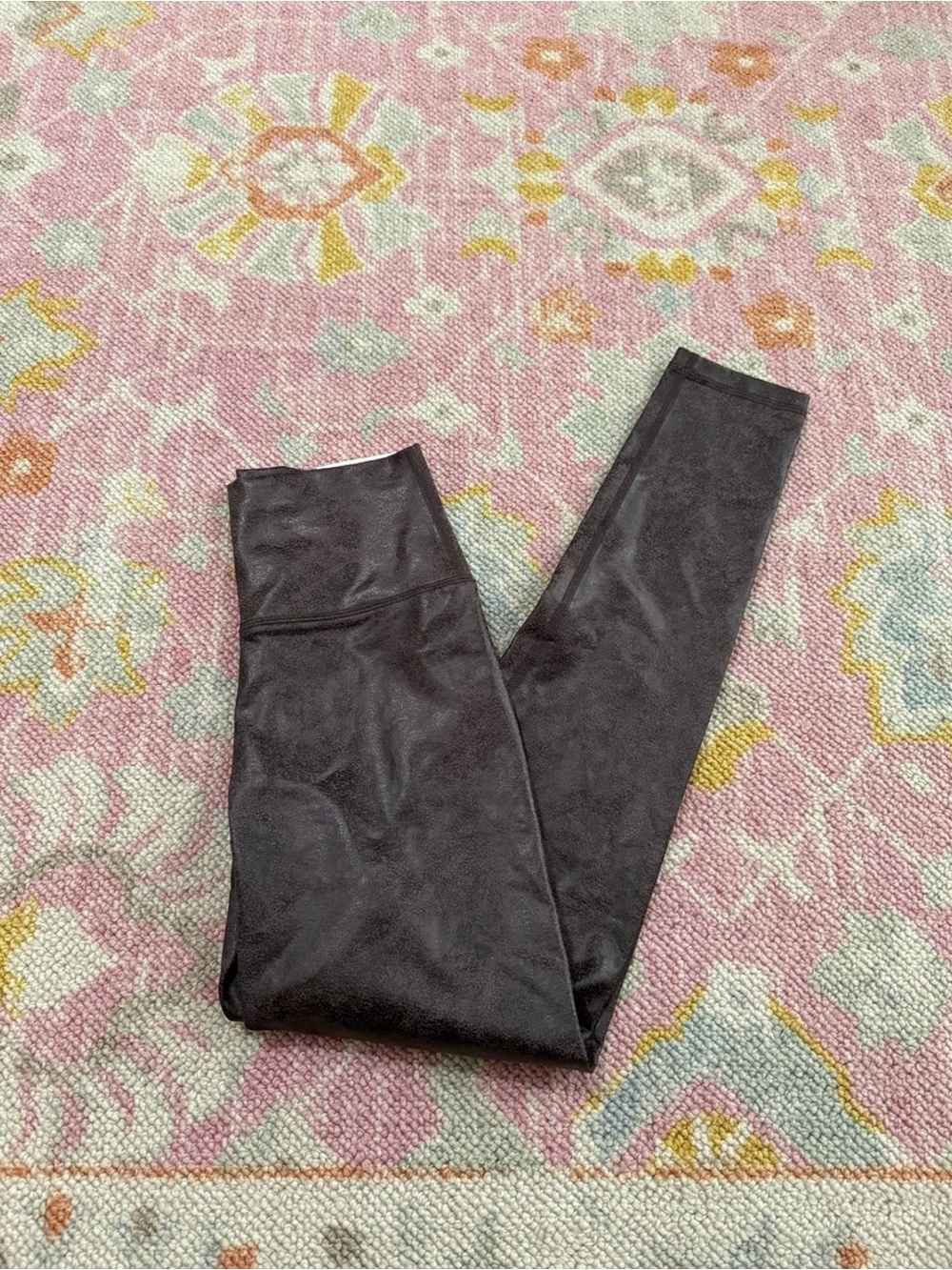 NWT Offline by Aerie Faux Leather The Hugger High Waisted Crackle Leggings